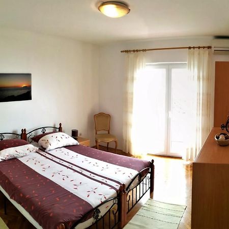 Leona Apartment Lovran Luaran gambar