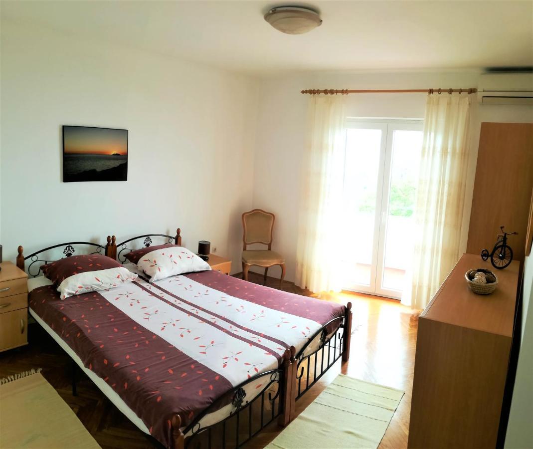 Leona Apartment Lovran Luaran gambar