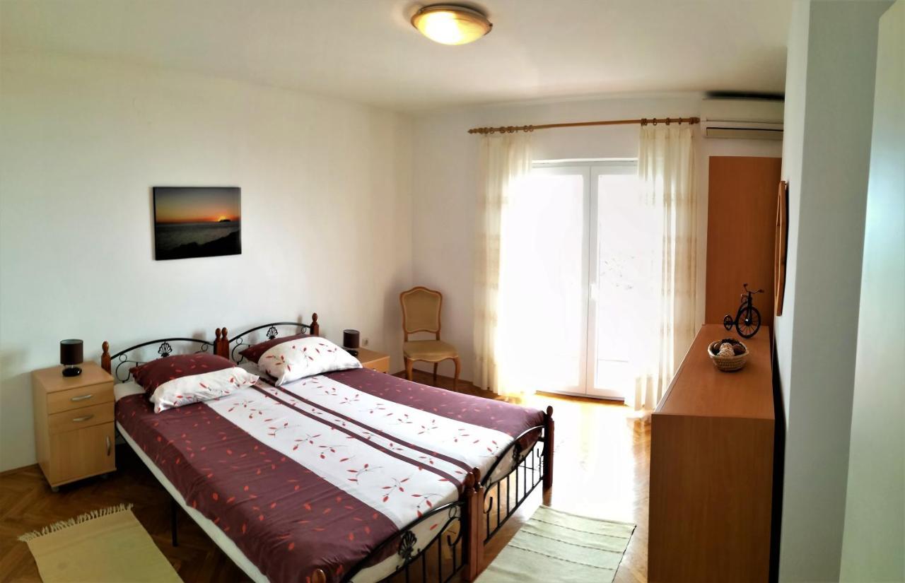 Leona Apartment Lovran Luaran gambar