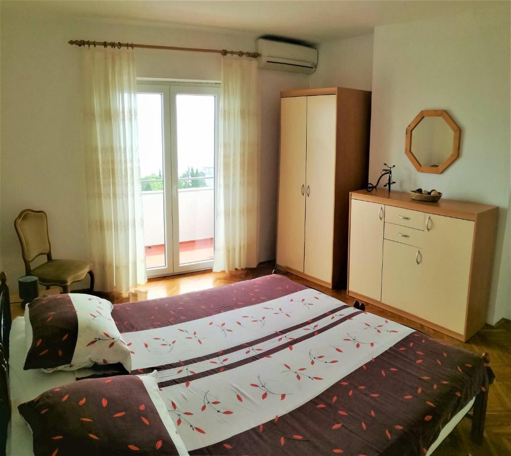 Leona Apartment Lovran Luaran gambar