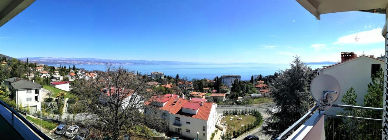 Leona Apartment Lovran Luaran gambar