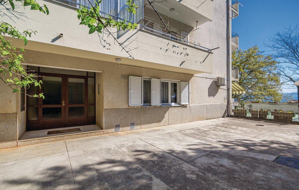 Leona Apartment Lovran Luaran gambar